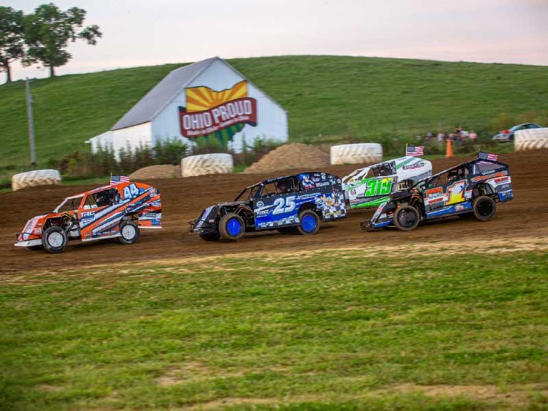 Modlites racing at 35 Raceway Park